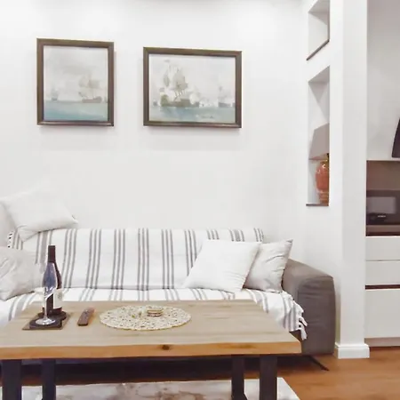 Moderne Direkt Am Kanal / Neubau *