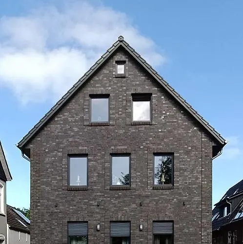 Moderne Direkt Am Kanal / Neubau 公寓 *